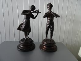 1 paar Bronzefiguren Geigerin und Flötist