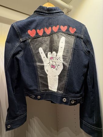 Einzelstück!! Jeansjacke mit Rock-Motiv handbemalt❤️