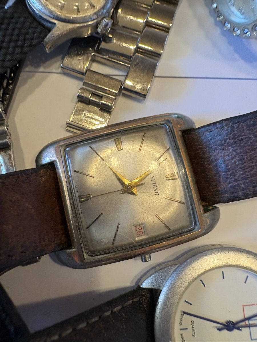 Montres: Uren 15 Stuck unkontrolliert  – D'occasion à Murten par Tzaugg 2