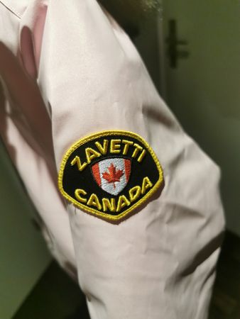 Rosa Canada Zavetti Jacke