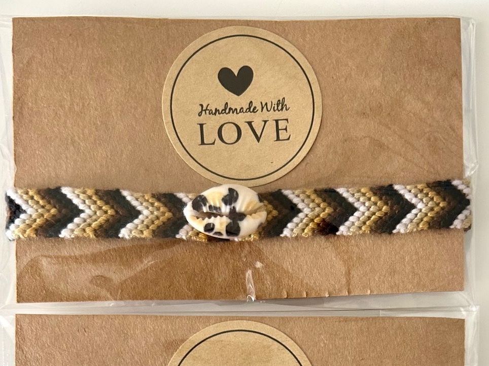 Bracciali & Braccialetti: Handmade Friendship Bracelet – Nuovo e nell'imballaggio originale da Carouge GE venduto da Emilynette