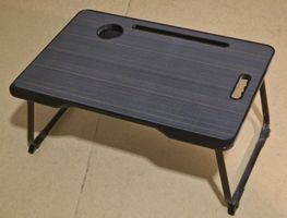 Klappbarer Mini-Tisch / Betttisch