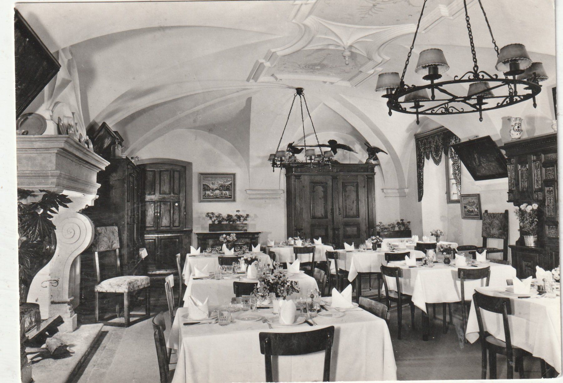 Cartoline postali: Speisesaal Hotel Willy Soglio – Usato da Lumbrein venduto da made02
