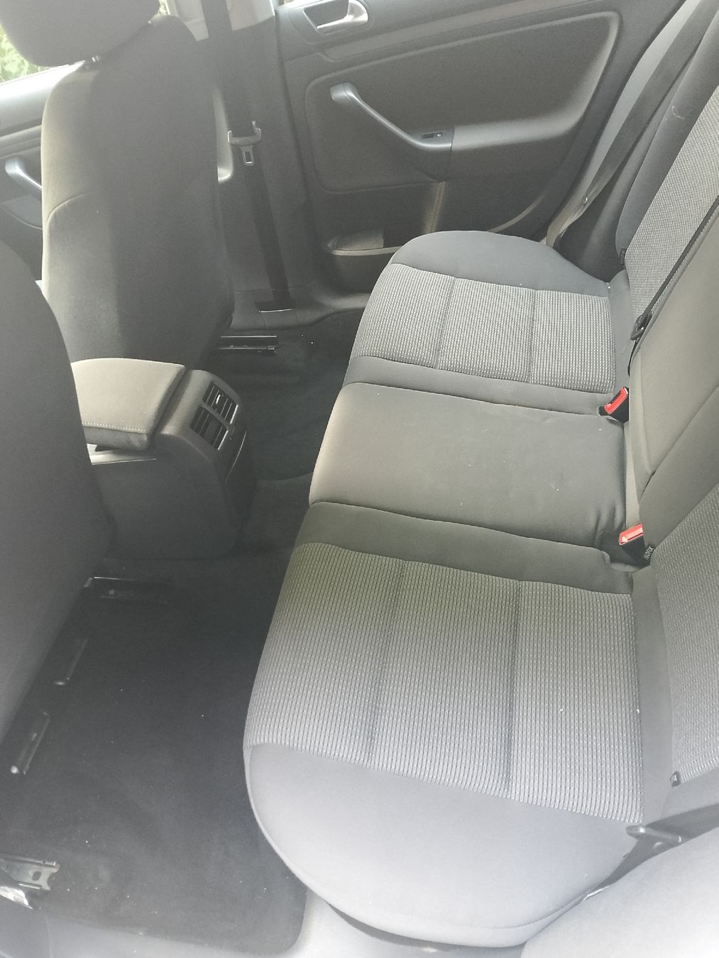 VW Automobili: VW Golf 5  1.6 multifuel variant kombi – Usato da Unterengstringen venduto da Waldi1 7