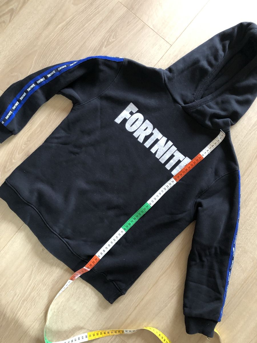H&M Pullover & Sweatshirts: Sweat à capuche Fornite – Gebraucht aus Neuchâtel von rqml