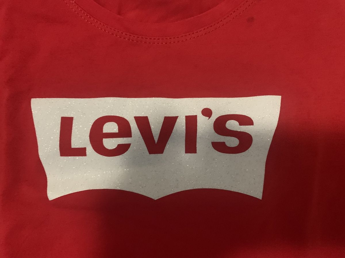 Levi's T-shirt: Levi‘s T-Shirt – Difettoso da Emmen venduto da ama_8wmn 2