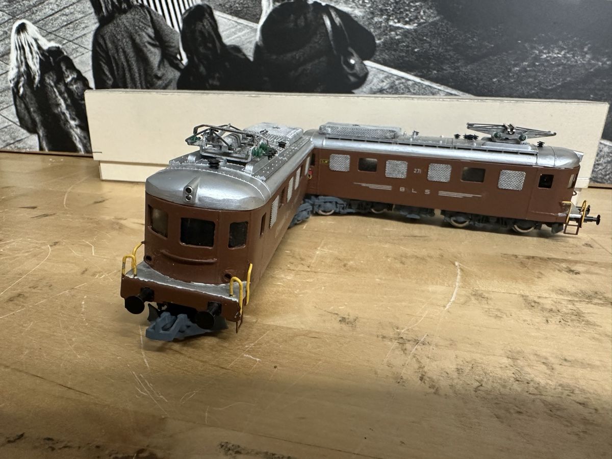 Modelleisenbahnen: Modelleisenbahn LoK BLS 271 – Defekt aus Ebikon von Gaenggeliwaar 6