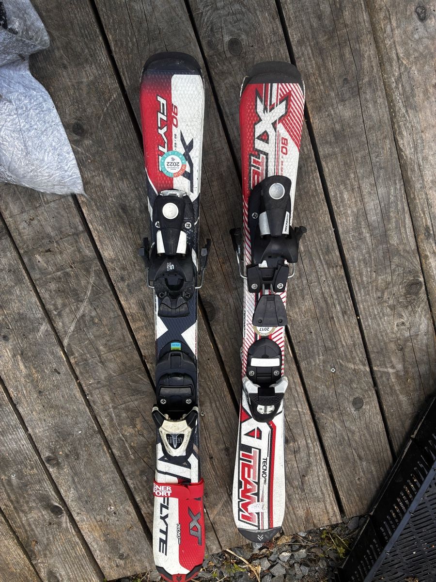 Sci: Ski zu verkaufen  – Usato da Hergiswil NW venduto da cowa_81