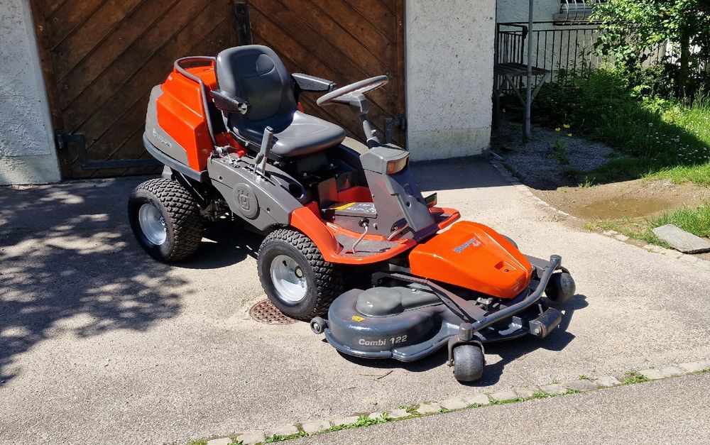 Husqvarna Rider Proflex PF21AWD 4x4 Rasentraktor (D'occasion) à