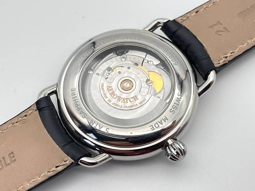 Aerowatch Orologi: AEROWATCH, Ref. 60900-2, Neu und ungetragen – Usato da Egnach venduto da Thankyou 3