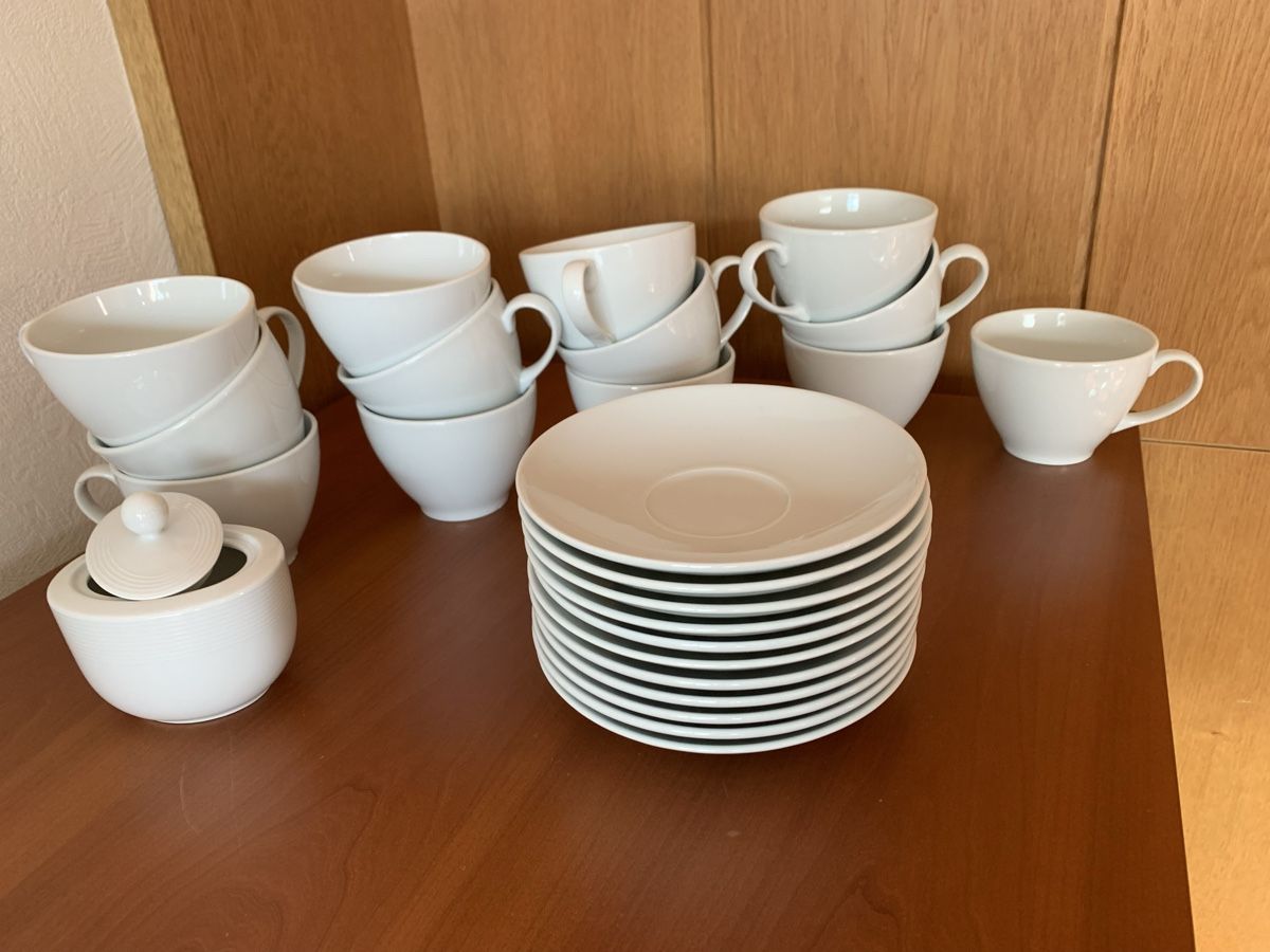 Ikea Set di piatti: Teetassen/Kaffeetassen-Set weiss, 11teilig – Usato da Kriens venduto da Baby_C 1