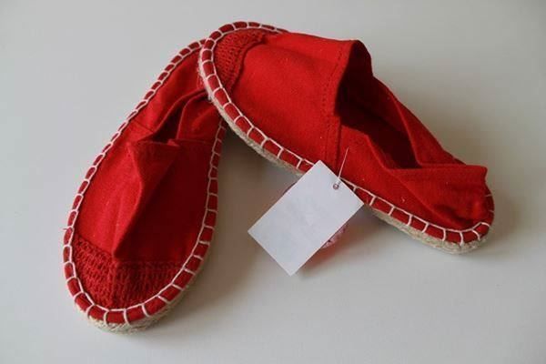 Scarpe per ragazzi: Chaussures ESPADRILLES rouges NEUF – Nuovo e nell'imballaggio originale da Agiez venduto da chouchanelle 2