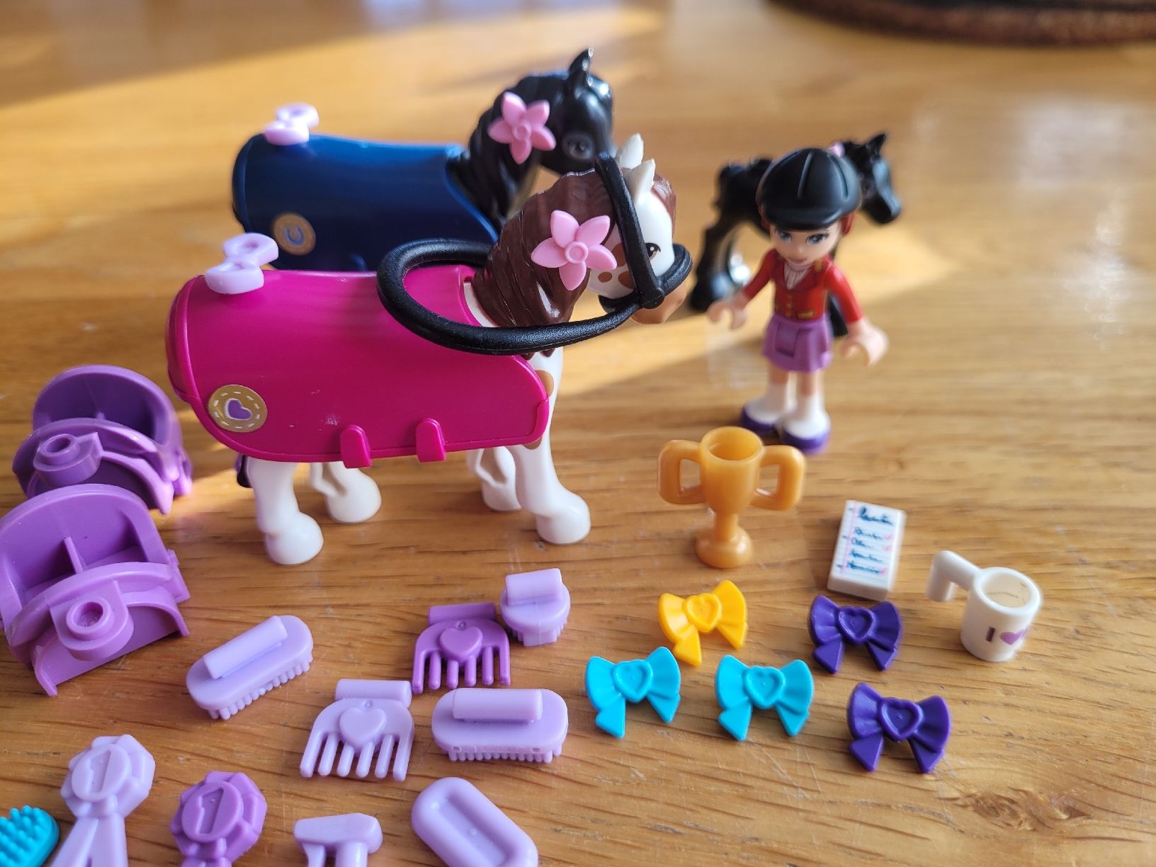 Lego Kit di costruzioni: Lego Friends lot chevaux – Usato da Alle venduto da Fransiluni 1