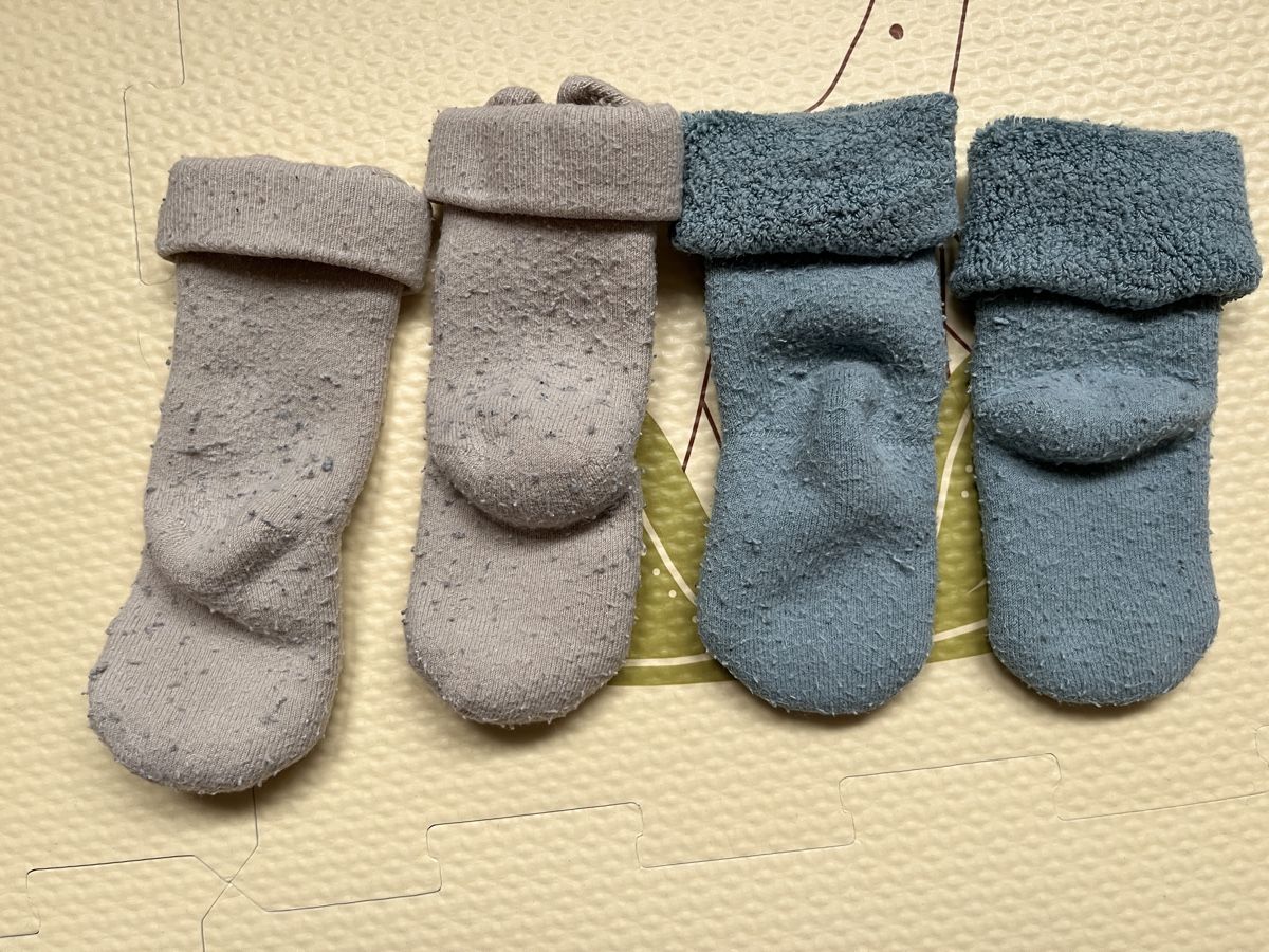 C&A Calze per bambini: Babysocken 0-3 Monate – Usato da Herisau venduto da giu_j6jr