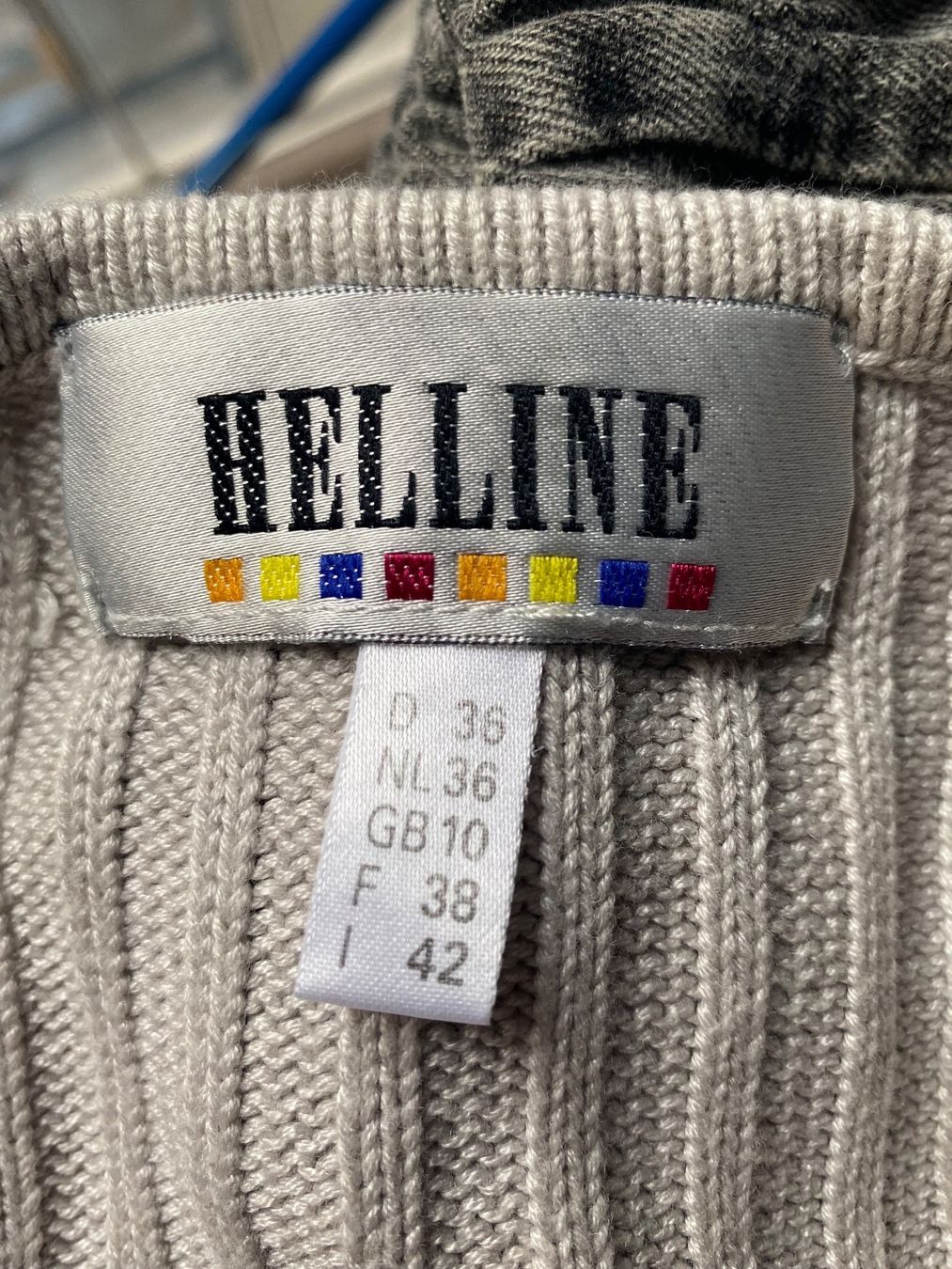 Top: Top und Jacke beige/hellgrau Grösse 36 – Nuovo (secondo la descrizione) da Altendorf venduto da Ga04 5