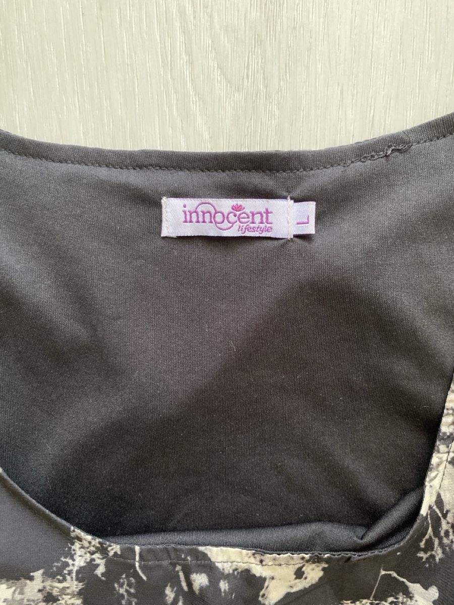 Vestiti: Kleid Gr.M(siehe Mass) – Usato da Strengelbach venduto da Bycy 1