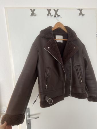 Braune Pilotenjacke von Bershka, Grösse M 🍂