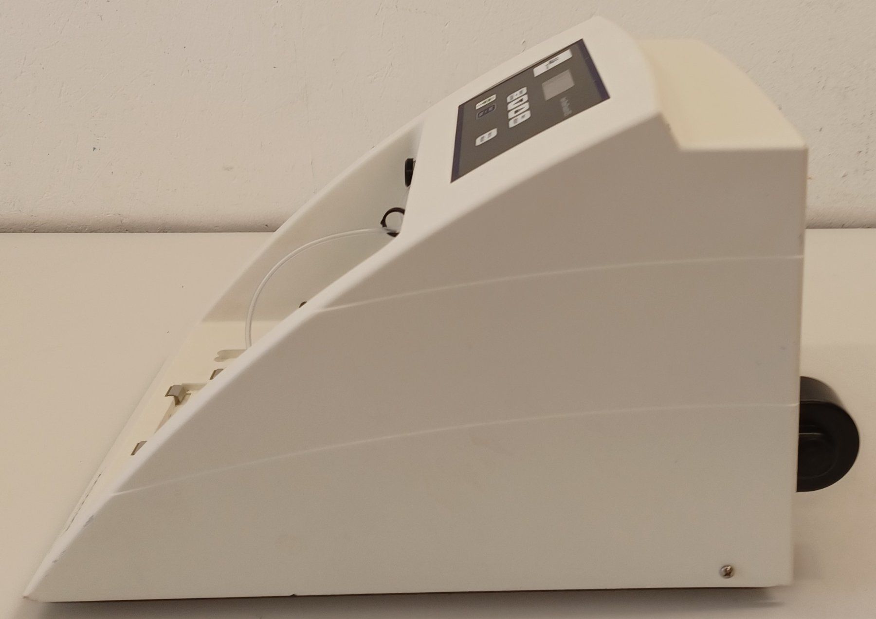 Laborzubehör: Life Technologies Ion OneTouch ES (Model: 8441-22) – Defekt aus Niederdorf von LeptonAG_Labor 3
