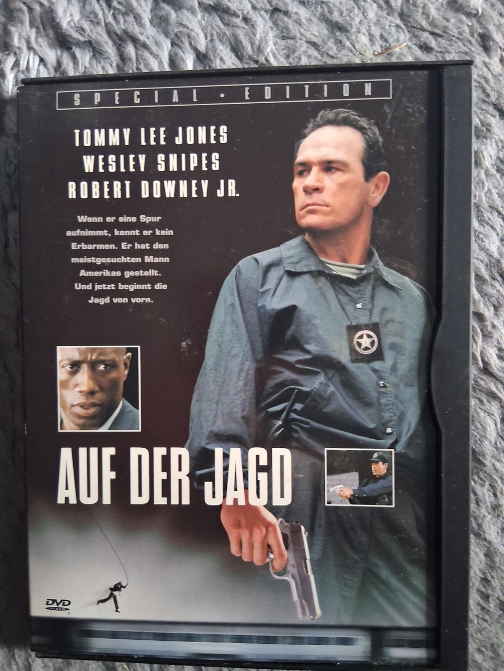Tutti i DVDs: AUF DER JAGD      DVD – Usato da Wetzikon ZH venduto da Ramones01