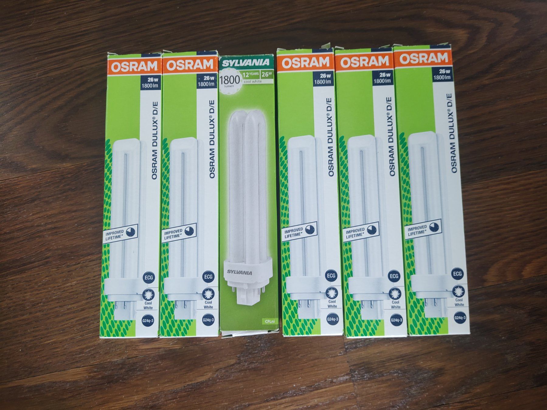 Osram Lampade: Osram G24 26W Kompaktleuchtstofflampe – Nuovo e nell'imballaggio originale da Muttenz venduto da pedro321