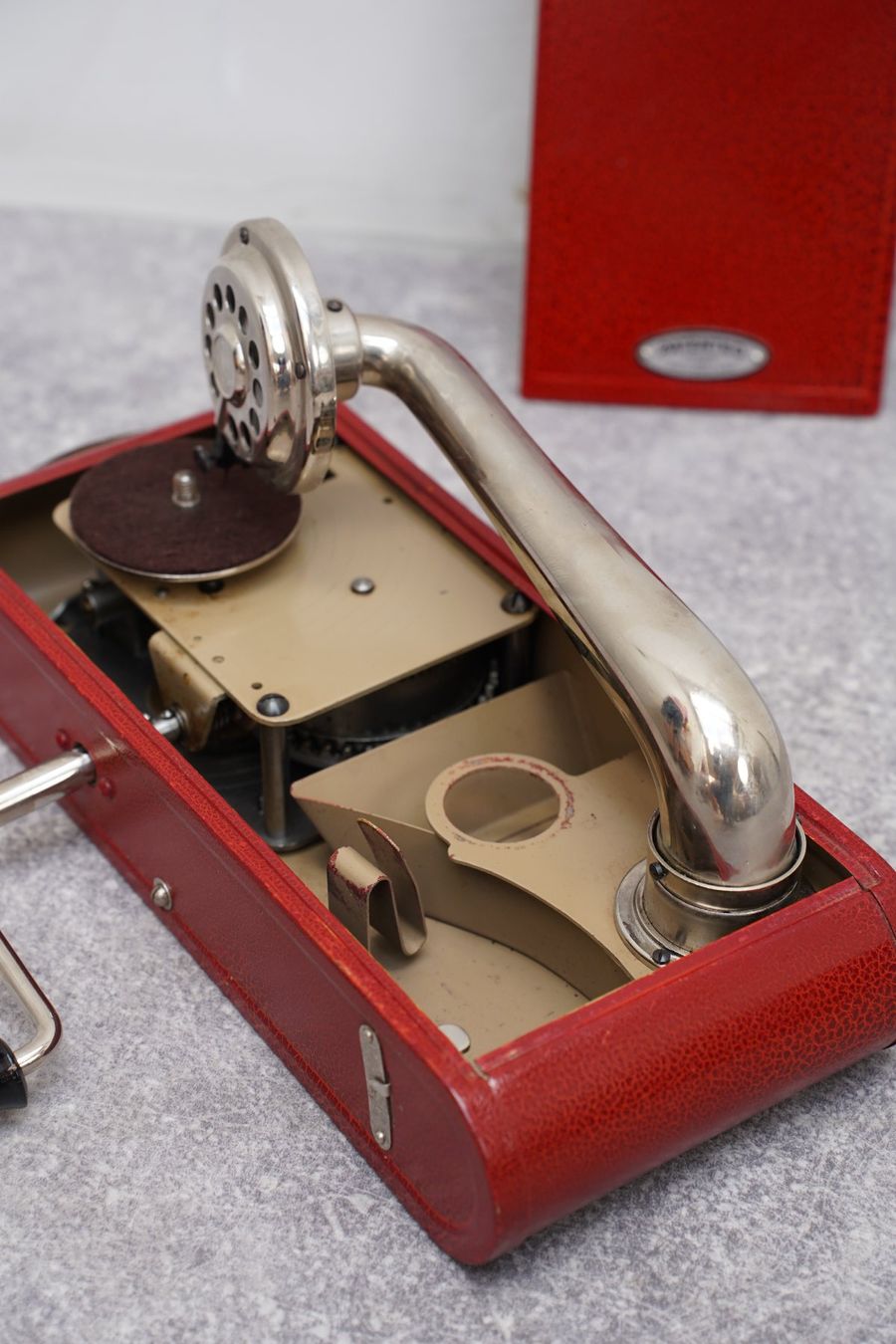 Thorens Tourne-disques: Gramophone portable Thorens Excelda – D'occasion à Bulle par ABELiAM 1