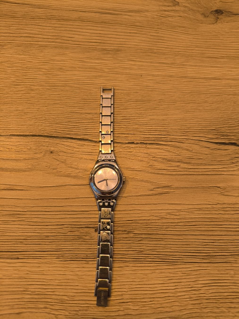 Swatch Orologi: Swatch Uhr Damen Edelstahl – Usato da Wil SG venduto da sir_h68p