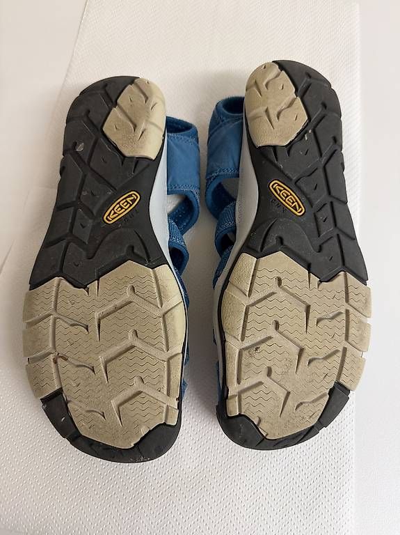 Scarpe da donna: Damensandalen Keen Gr. 40 – Usato da Muttenz venduto da nolerisi 1