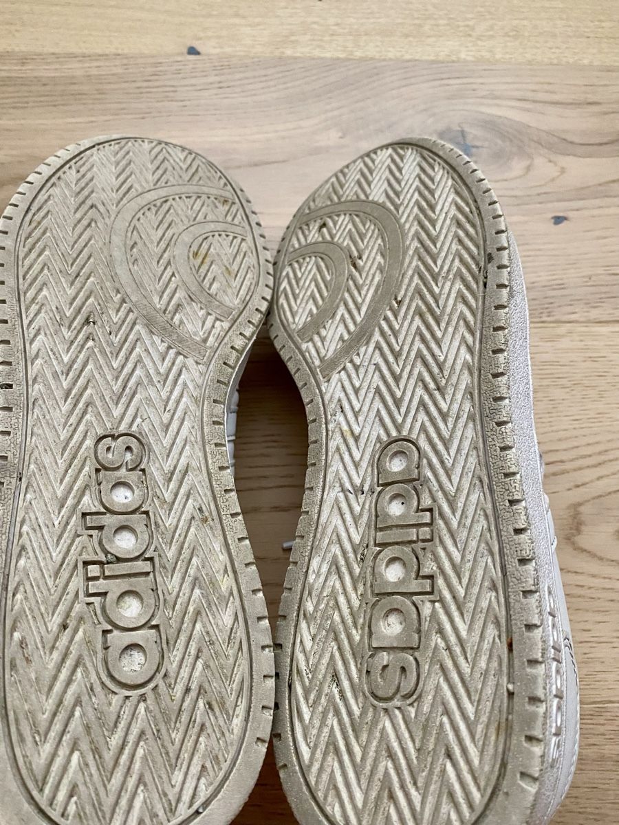 Adidas Scarpe da uomo: Adidas Sneaker [UK 9] – Usato da Susten venduto da AMAZE 3