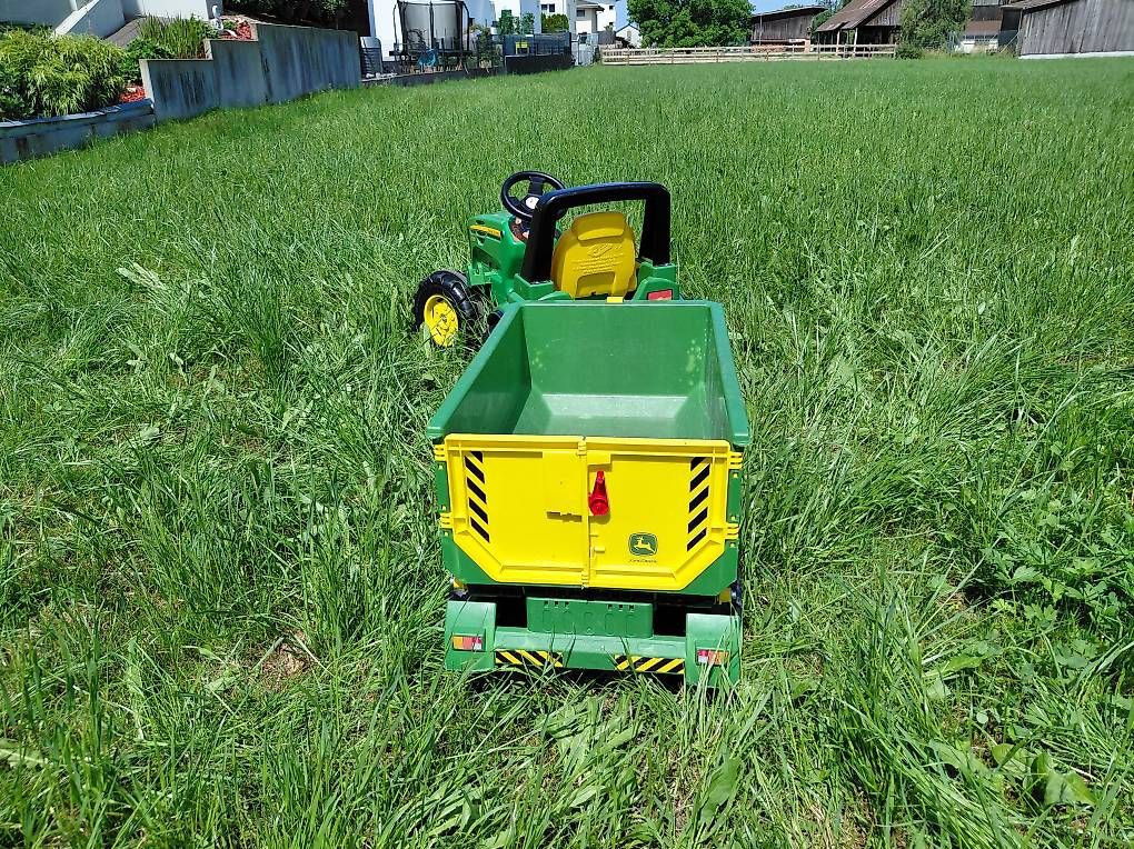 Fahrzeuge für Kinder: John Deer Traktor mit Anhänger – Gebraucht aus Wangen von Schnurrli15 3