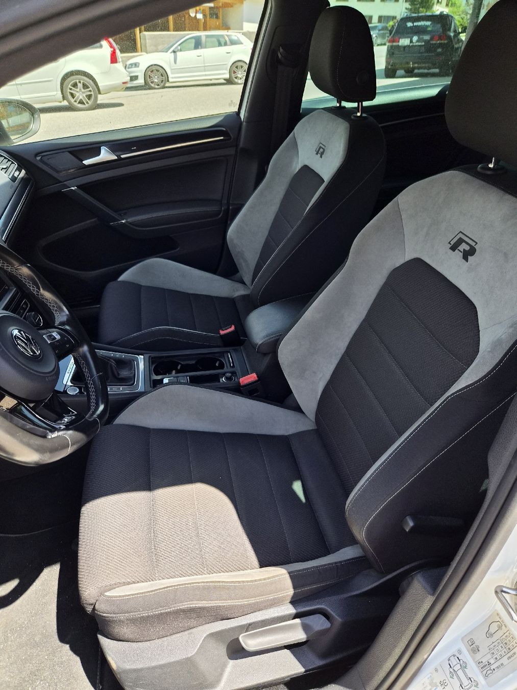 VW Autos: VW Golf 7 R  – D'occasion à Valendas par mar_c92b 4