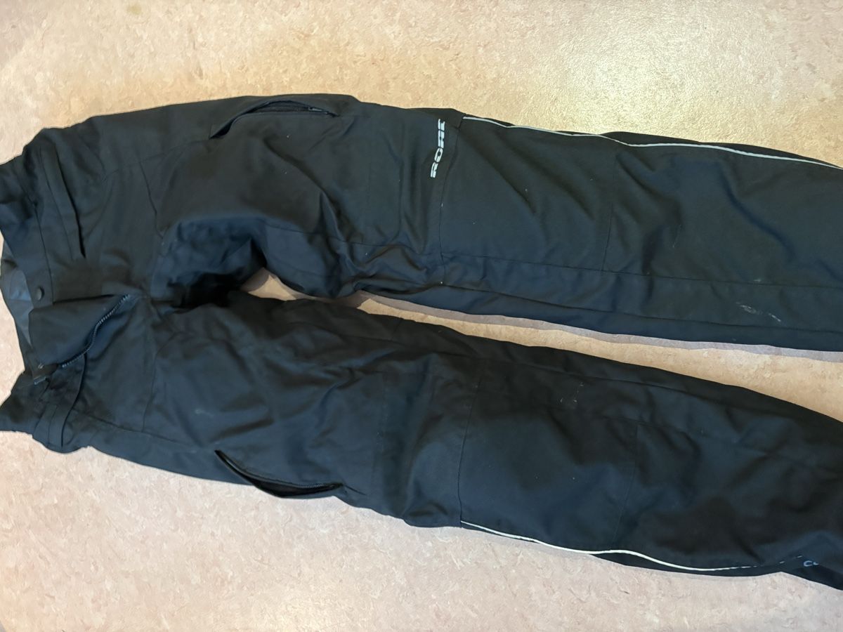 Pantaloni: Töffhose – Usato da Waedenswil venduto da Daniza 2