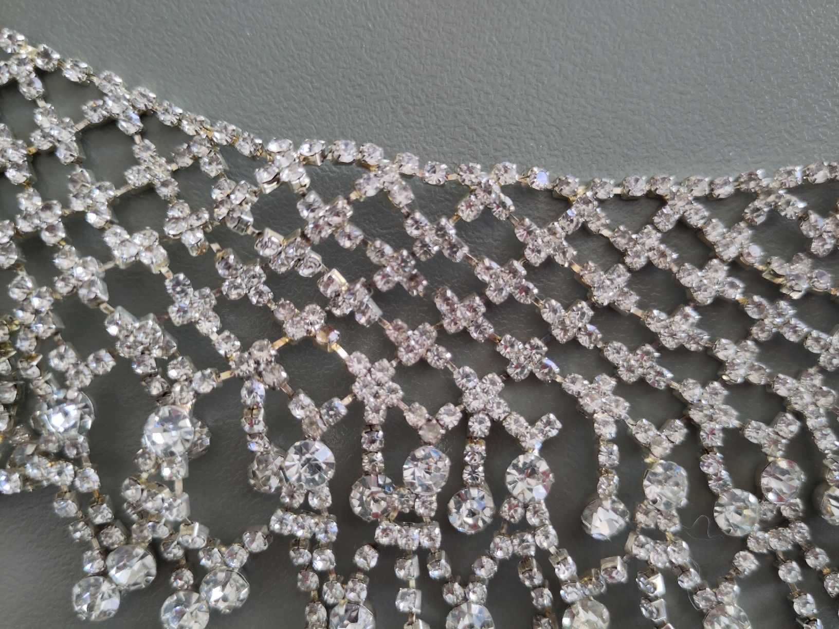 Ketten: Halskette, Glitzer Modeschmuck – Gebraucht aus Jona von 2Schnapp 1