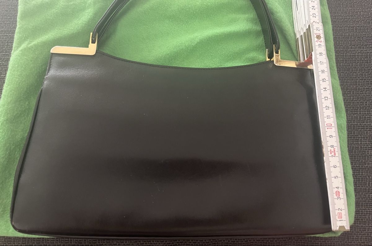 Borse da donna: Vintage Leder Tasche – Usato da Winterthur venduto da RomeoSilver 1