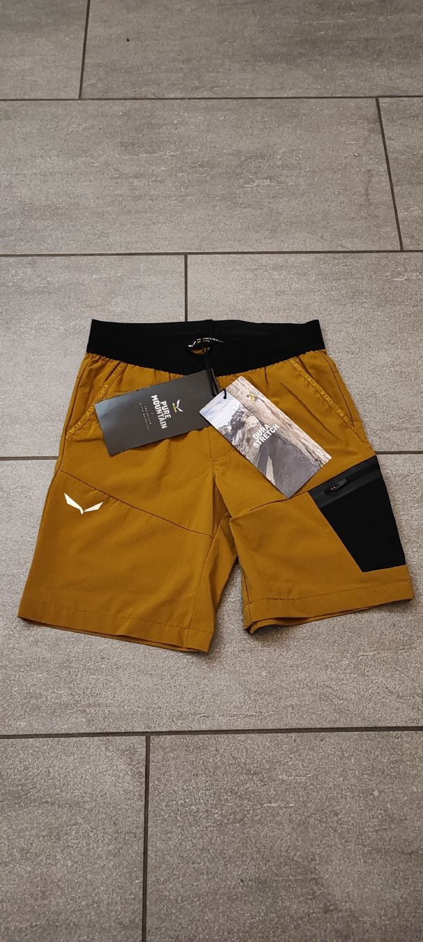 Salewa Pantaloni: Salewa Kinder Hose neu Größe 128 – Nuovo e nell'imballaggio originale da Maienfeld venduto da Mat_f8px