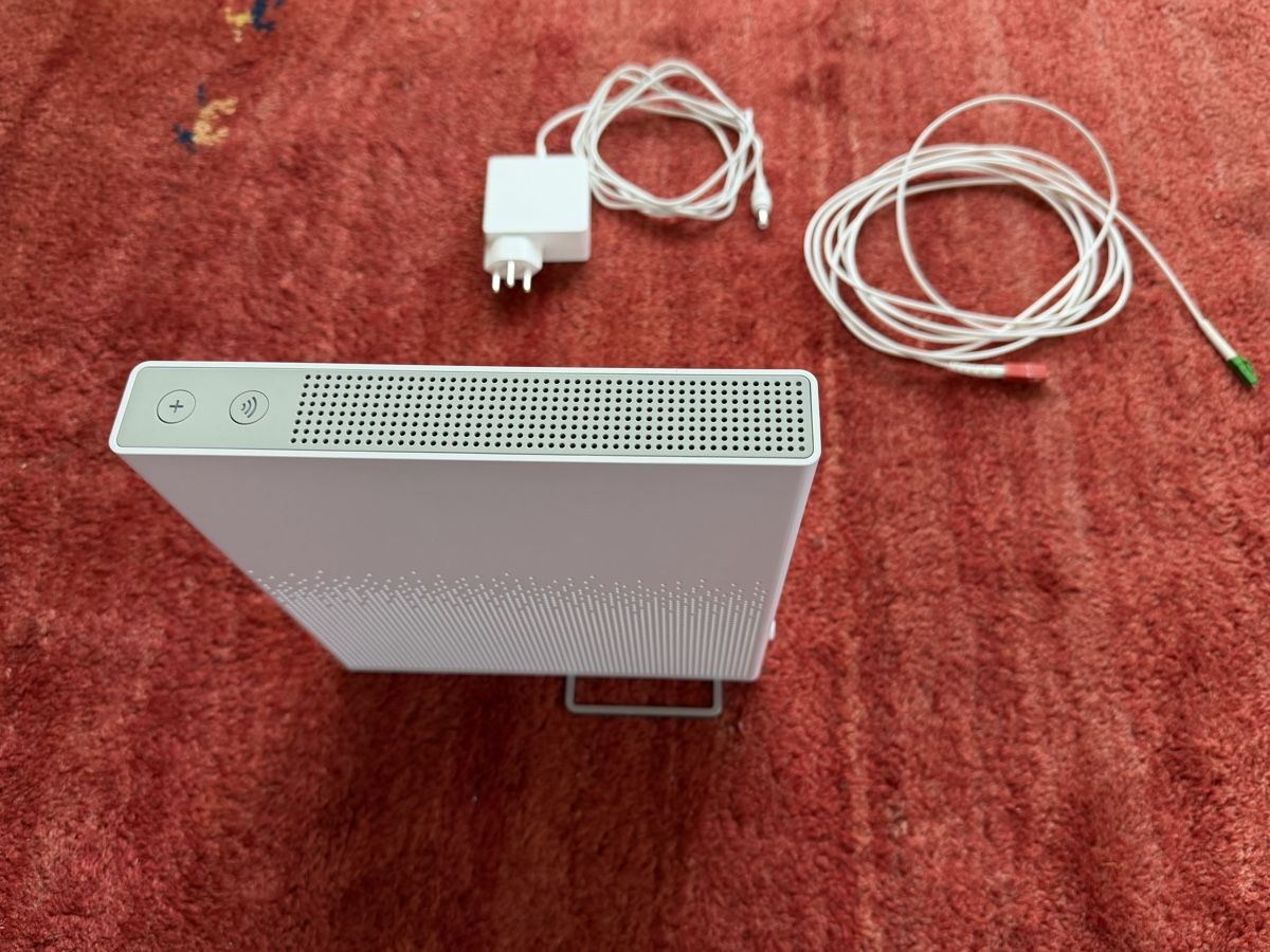 Swisscom Modem & Router: Internet-Box 4  Swisscom, top funktionsfähig, kaum gebraucht – Usato da Biel/Bienne venduto da SirRolf
