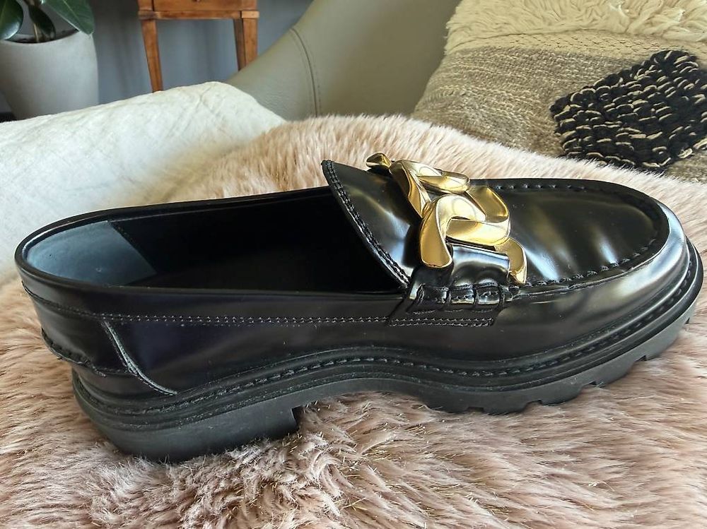 Mocassins Tods (Gebraucht) in Yens für CHF 250 – nur Abholung auf ...