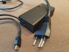 USB-C Ladegerät von Lenovo 65 Watt