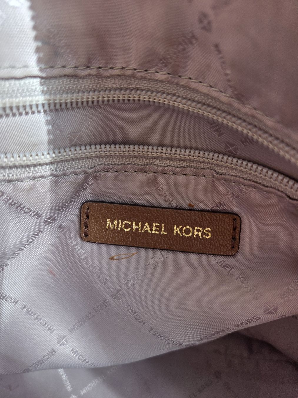 Sacs femmes: Michael Kors Tasche braun monogramm Gesteppte Leder. – D'occasion à Allschwil par actofighter 4