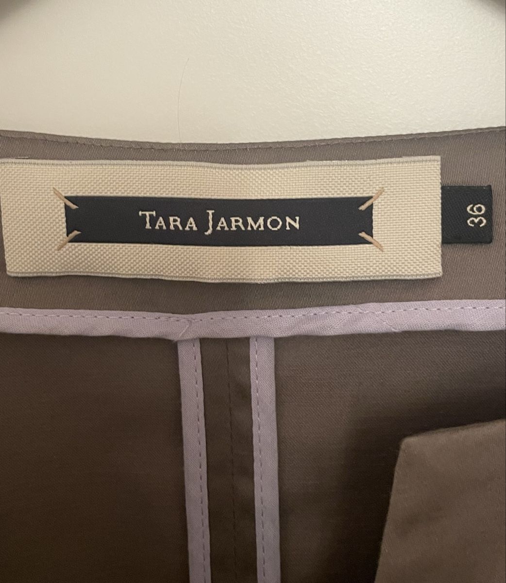 Tara Jarmon Giacche: TARA JARMON Kurzjacke - Gr. 36 – Usato da Hünenberg See venduto da DND5 2