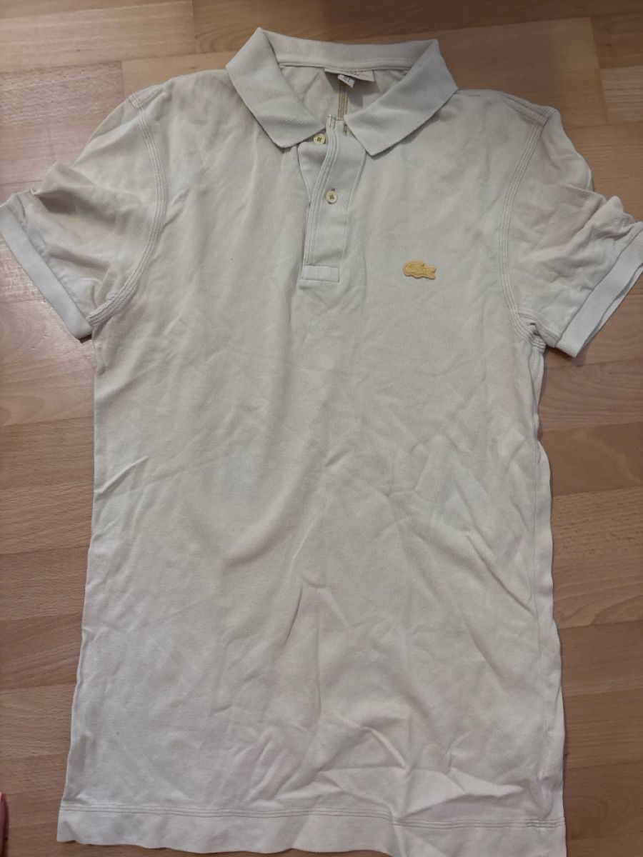 Polo-Shirts: Polohemd Lacoste Regular Fit Grösse S hellbeige – Gebraucht aus Niederglatt ZH von lau_2co