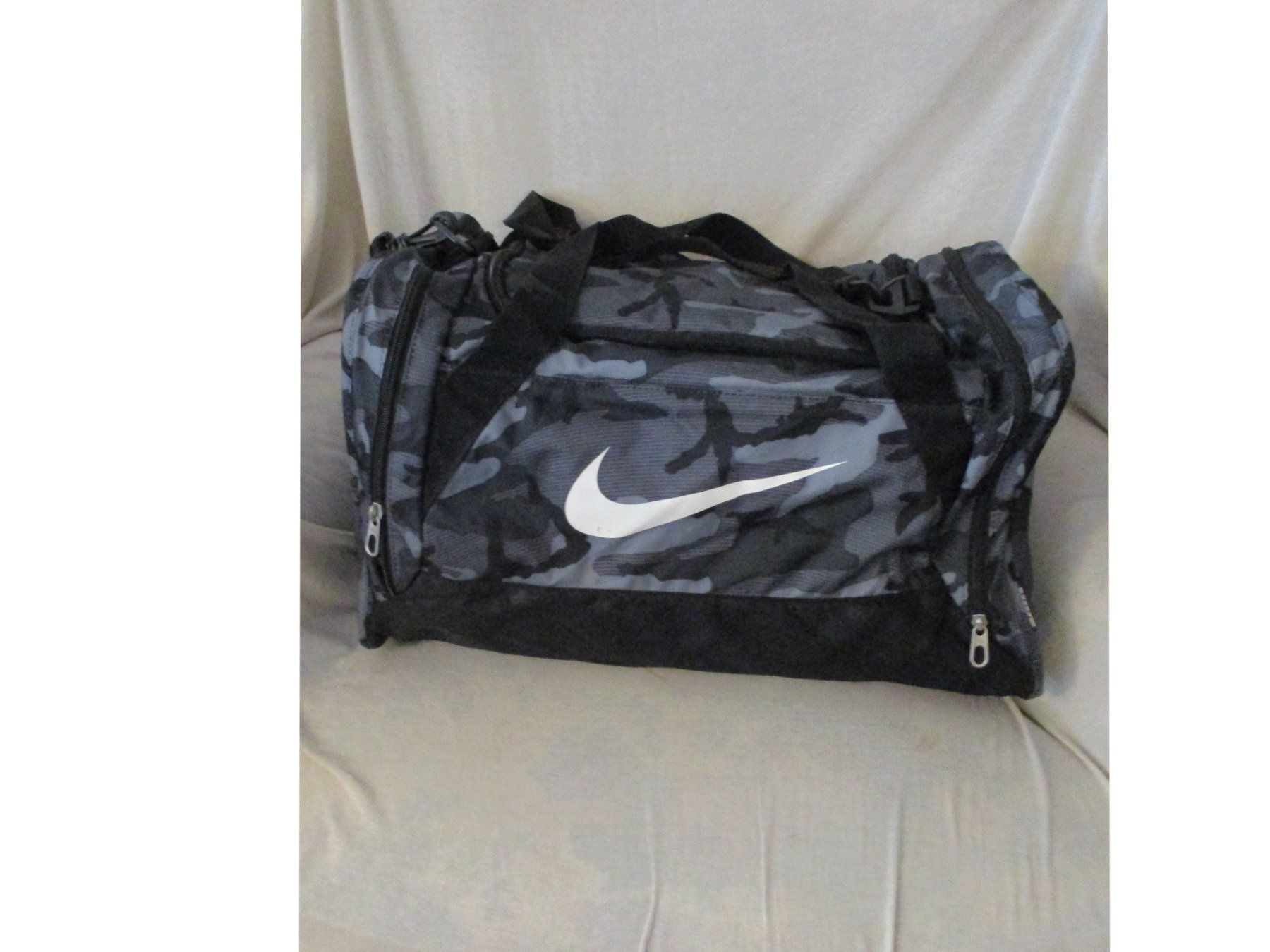 Nike Borse: Tasche Nike – Usato da Dietikon venduto da mad_7fpf