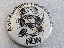 Ansteckbutton 235: