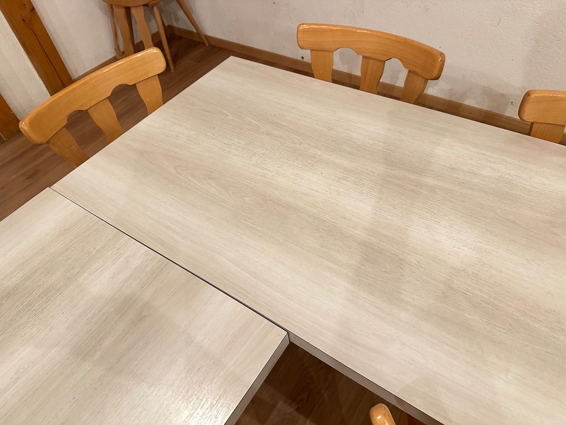 Tavoli: 8 Tische – Usato da Höri venduto da .dan 7
