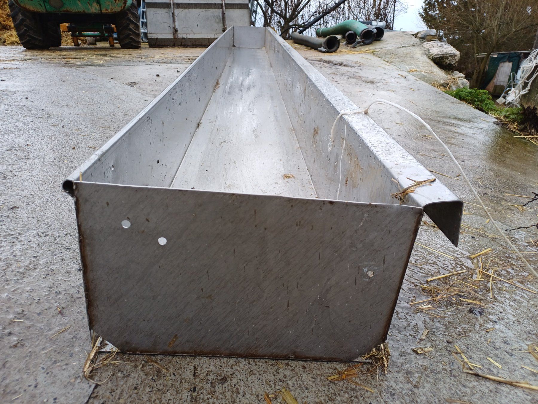 Mangimi: Chromstahlbaren / Futtertrog/ Kälbertrog 435 cm lang – Usato da Boswil venduto da etaflex 1