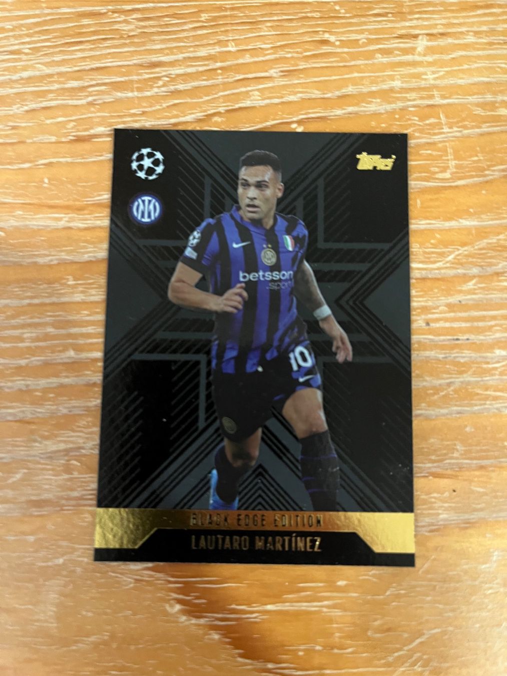 Topps Carte collezionabili: Lautaro Martinez Black edge – Usato da Balzers venduto da jos_6r9r