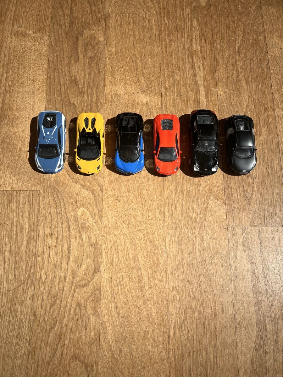 Lamborghini Voitures modèles: 6x Modellautos: Lamborghini, Bugatti, Porsche, Au – D'occasion à Zürich par JulioZuerich 1
