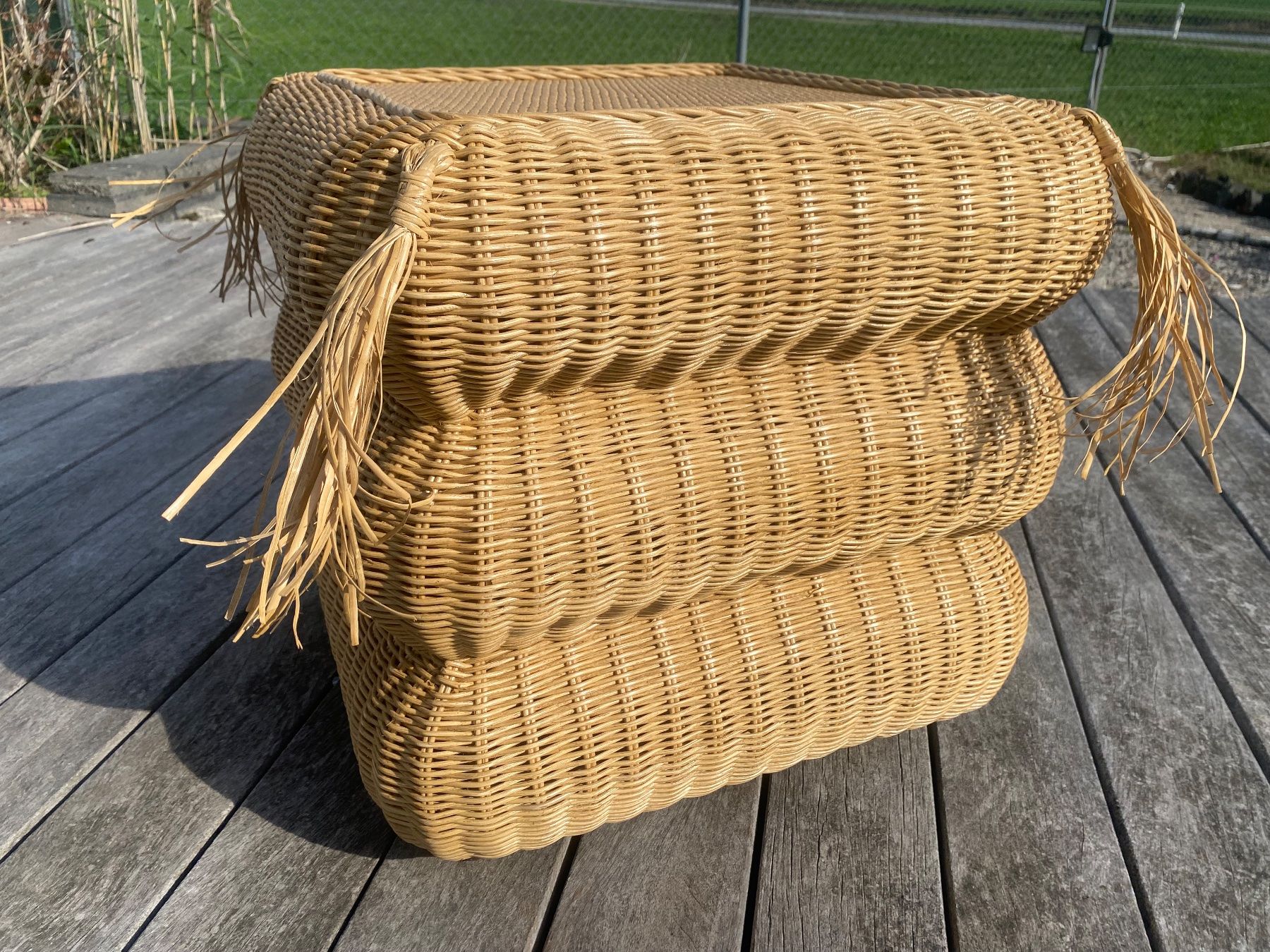 Hocker: Handgeflochtener Rattan Hocker oder Beistelltisch – Gebraucht aus Ballwil von ClassicGallery 3