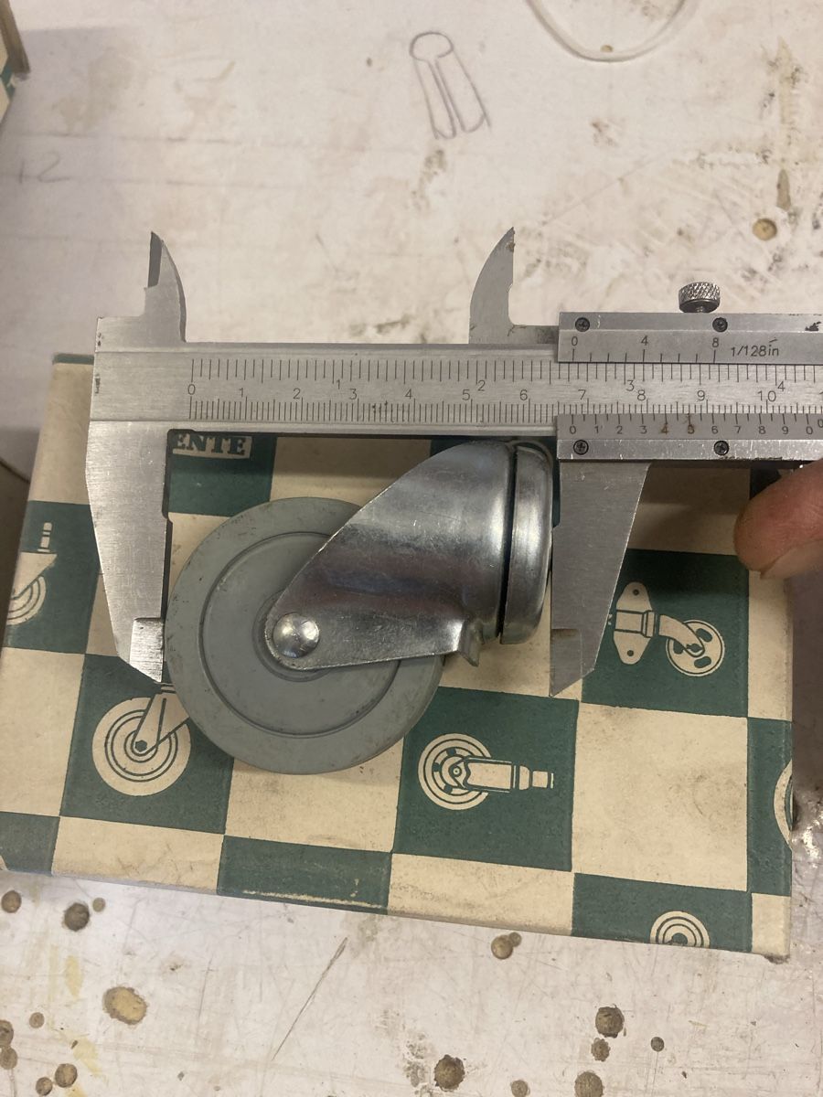 Eisenwaren: MÖBEL RÄDER MID CENTURY – Neu (gemäss Beschreibung) aus Bottmingen von Surubi 7