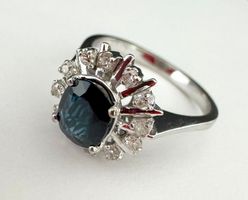 Weissgold Ring 585 gestempelt mit Saphir & Diamanten