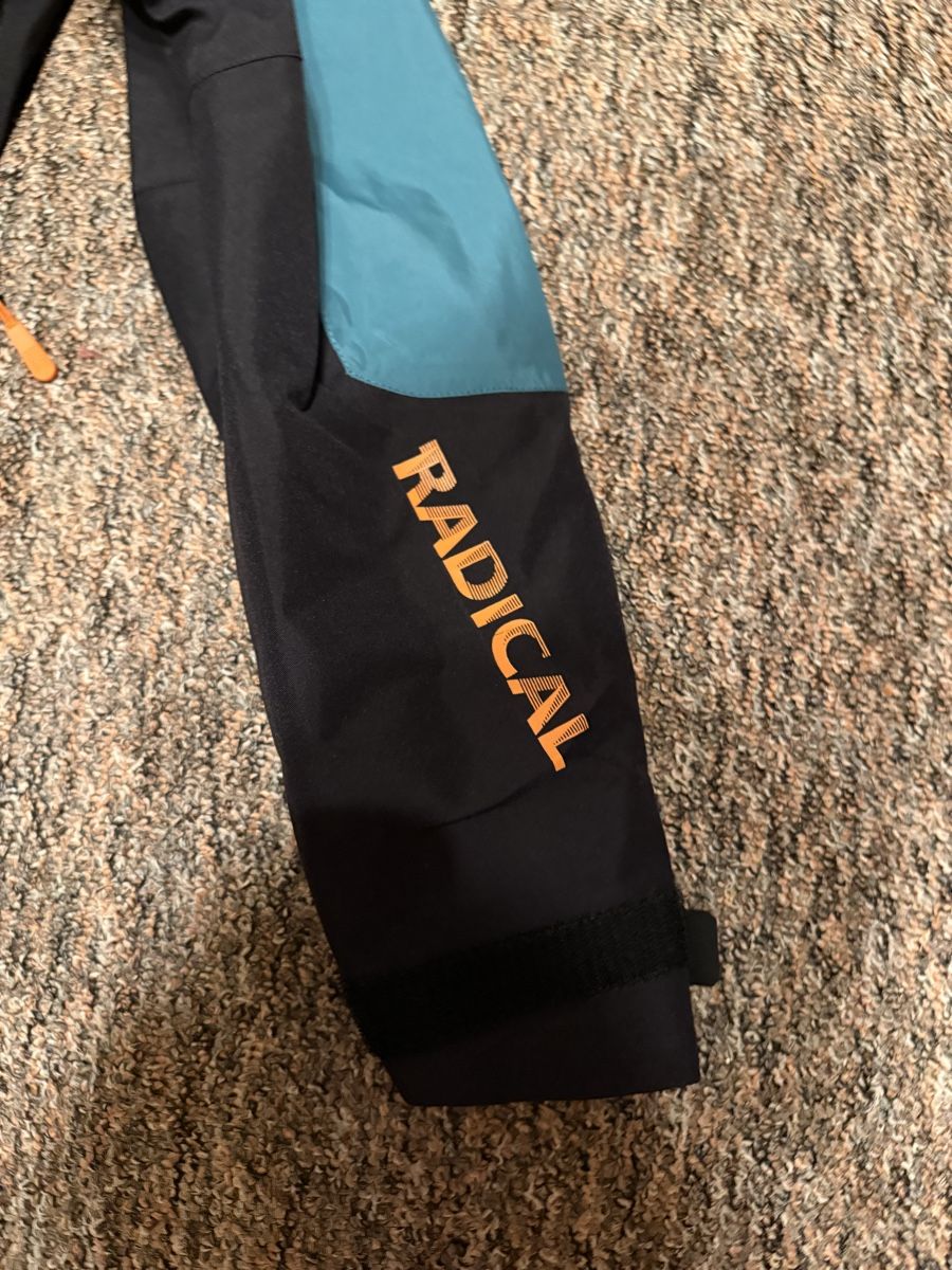 Giacche: High Point Radical Ski Jacket - Size L - Great Condition! – Nuovo (secondo la descrizione) da Grindelwald venduto da Mich.zavod 2